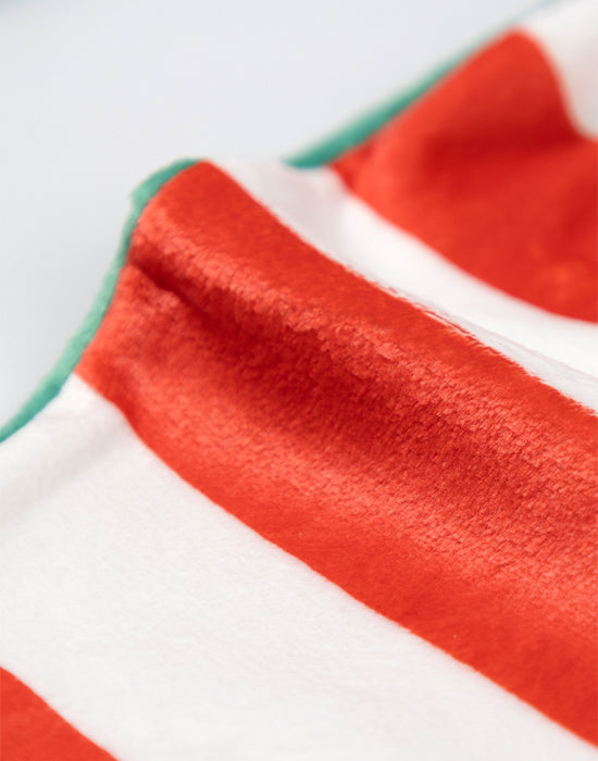 Show Me The Merch Elf Unisex Kids Green Onesie