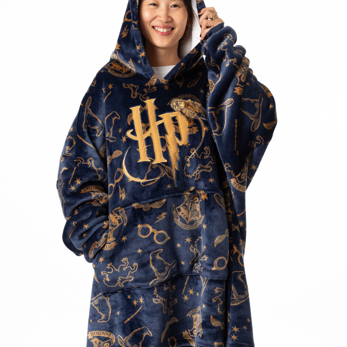 Men's Harry Potter Slytherin Crest Hooded Sweatshirt X-Large Black Men's Harry Potter Slytherin Crest Hooded Sweatshirt X-Large Black