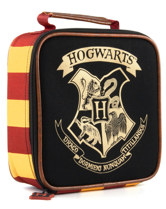  This light and sturdy Harry Potter Hogwarts lunchbox is made from polyester. The lunch bag is insulated for extra security and to make sure that the food stays cold or warm for longer.