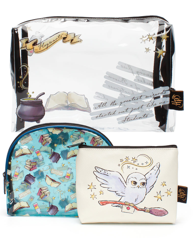 Wizards and Witches carry your magical cosmetic bags around with you whether you are attending Hogwarts or visiting Harry Potter world; they are ideal for holding make-up, toiletries and travel accessories!