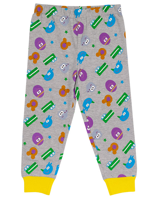 Vibrant blue pyjamas comes with an adorable print showcasing Hey Duggee surrounded by stars and characters Norrie, Happy, Tag and Betty making a must have Hey Duggee present for occasions.