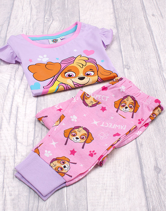  The awesome pink and purple pj set for girls features the adorable helicopter rescue pup, Skye wearing her uniform ready to take off holding a sign reading ‘PAWFECT’ finished with stars, hearts and paw prints making the perfect gift for girls!