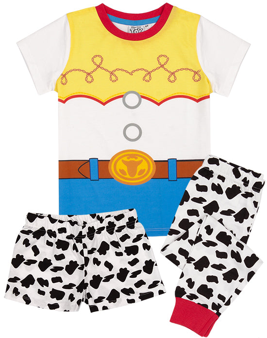  Step into the role of Jessie the Cowgirl with our nightwear set that includes a short sleeve character t-shirt that comes with an option of long or short bottoms perfect for Toy Story dreaming!