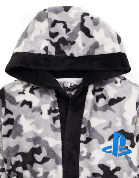This kids robe comes in sizes; 5-6 years, 7-8 years, 9-10 years, 11-12 years and 13-14 years. It comes in a regular children’s fit and is made for ultimate comfort and is a great idea as a PlayStation birthday present or for any special occasion.