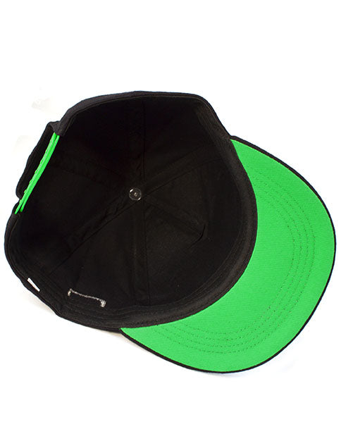  This Minecraft Creeper and TNT hat is 100% official Minecraft merchandise and is a great idea as a birthday present or for any special occasion! To get the most out of this product please follow all wash and care label instructions before use.