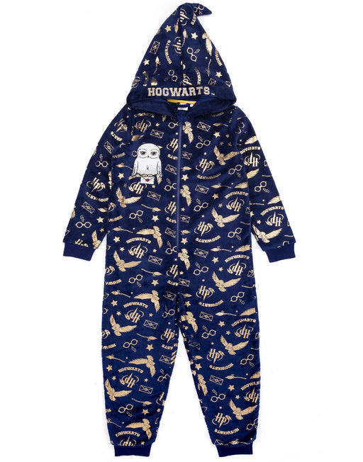 Our magical sleepwear set for children comes with long sleeves and a cool wizard hat hood that is awesome for lounging around the house watching your favourite Harry Potter movies.