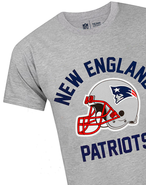 - The NFL top comes in a casual tee style and is made from 60% cotton and 40% polyester making it cosy, light, and very soft. Perfect for your spring or summer wardrobe this shirt has standard short sleeves and a crew neck.
