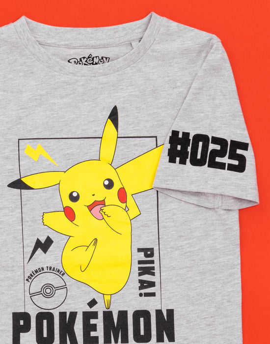 This grey marl game tee is packed with detail featuring the popular Pokemon composed in a square with different fun elements including a lightning bolt, trainer badge, the official logo and more. It is a cool present for gamers at xmas, gaming event treats and special occasions.